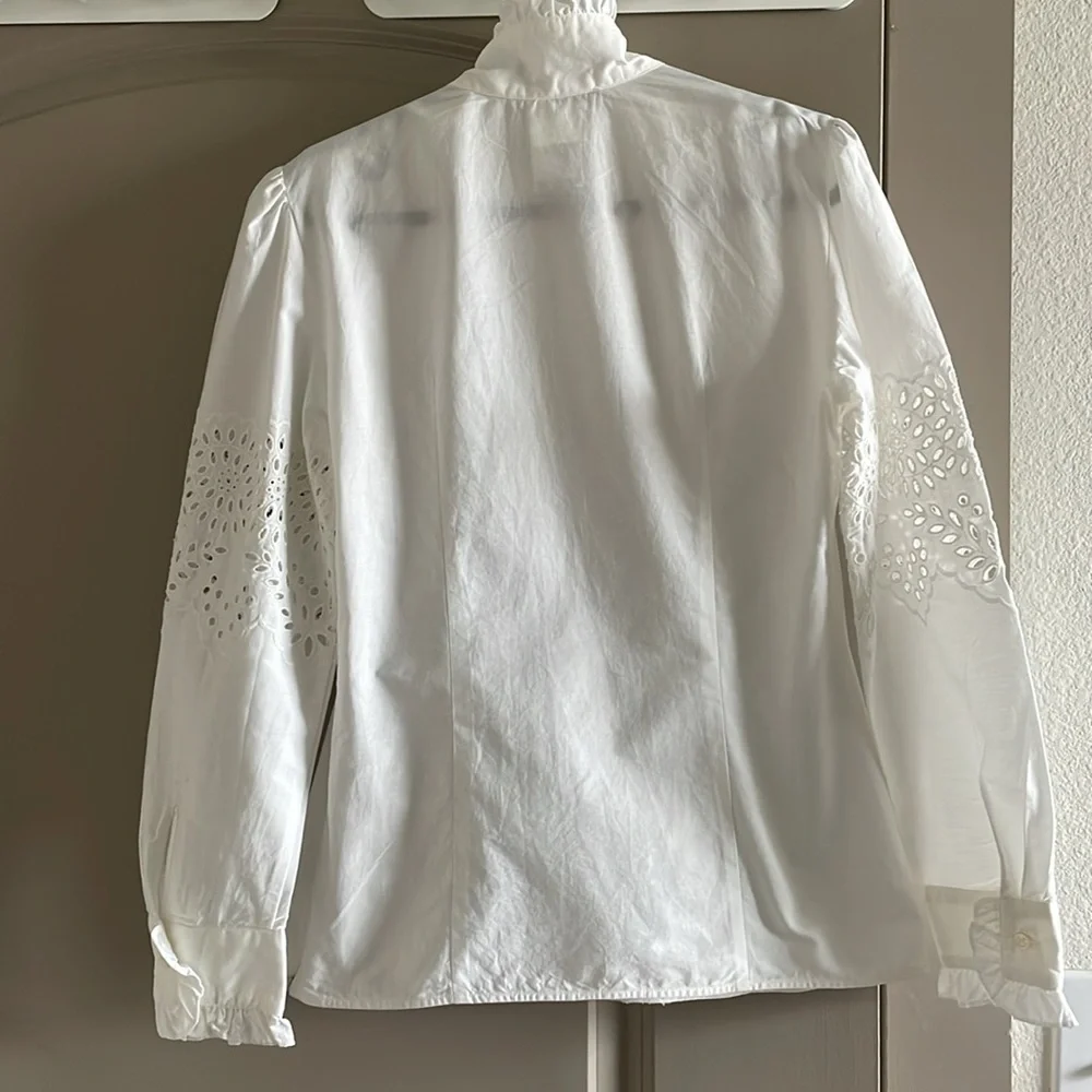MaxMara Weekend Mock Neck Long Sleeve White Eyelet Blouse - Picture 9 of 13